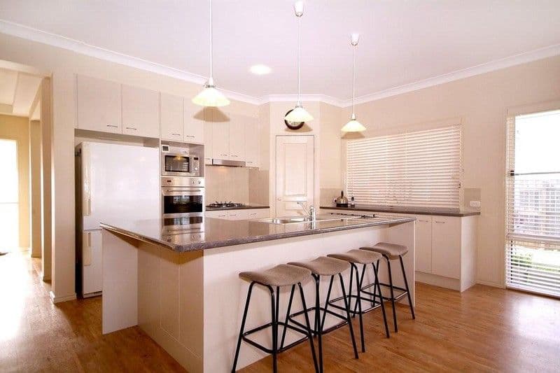 94 Aberdeen Street, RANGEVILLE QLD 4350, Rangeville - Thumbnail 2