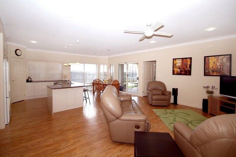 94 Aberdeen Street, RANGEVILLE QLD 4350, Rangeville - Thumbnail 3