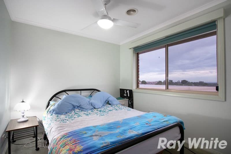37 Adrian Drive, PAKENHAM VIC 3810, Pakenham - Thumbnail 7