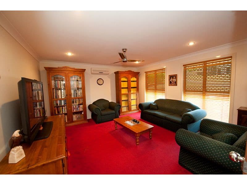 19 Woodford Way, NORMAN GARDENS QLD 4701, Norman Gardens - Thumbnail 4