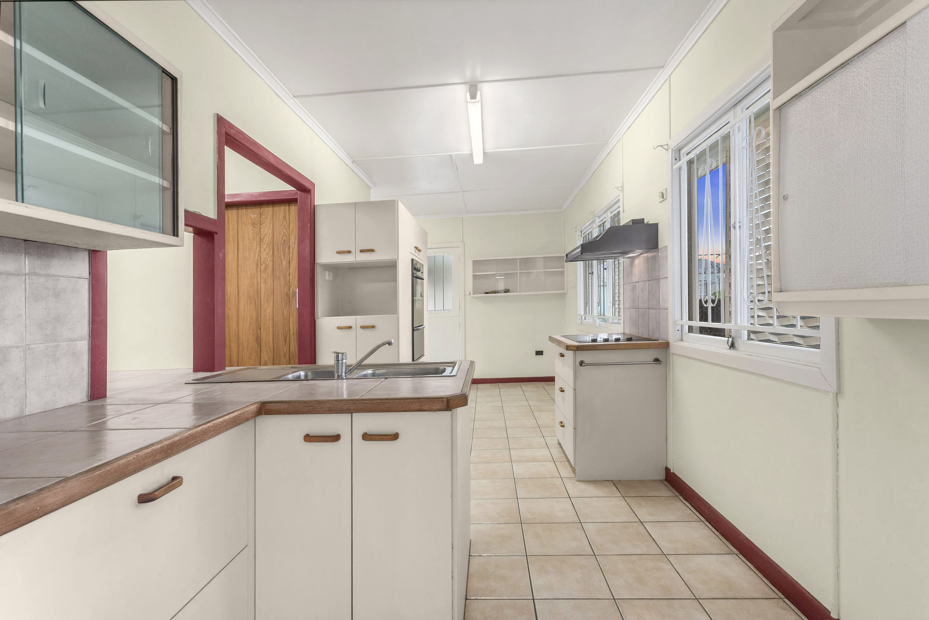 14 Tanimbla Street, Kedron QLD 4031, Kedron - Thumbnail 7
