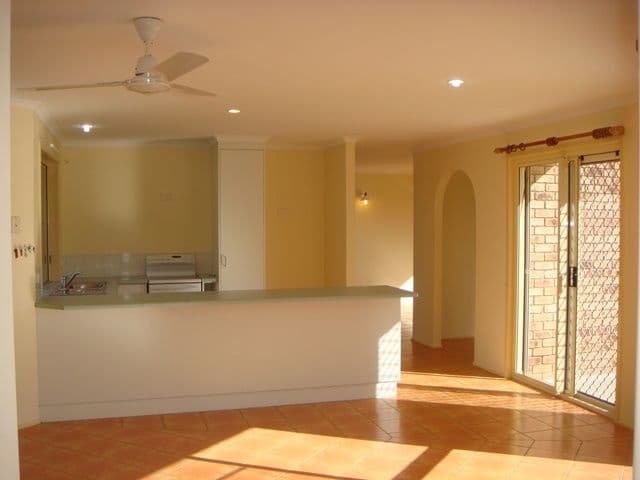 1 Marshall Avenue, ANDERGROVE QLD 4740, Andergrove - Thumbnail 2