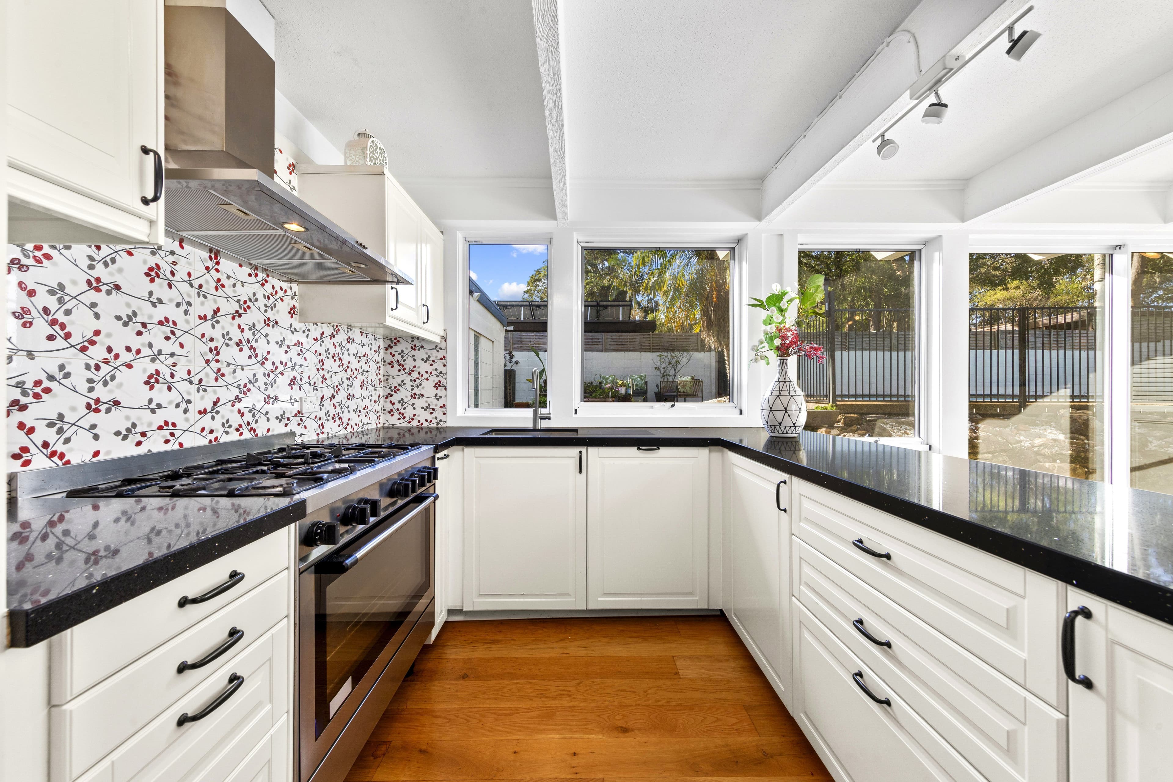 6 Neridah Avenue, Belrose NSW 2085, Belrose - Thumbnail 2