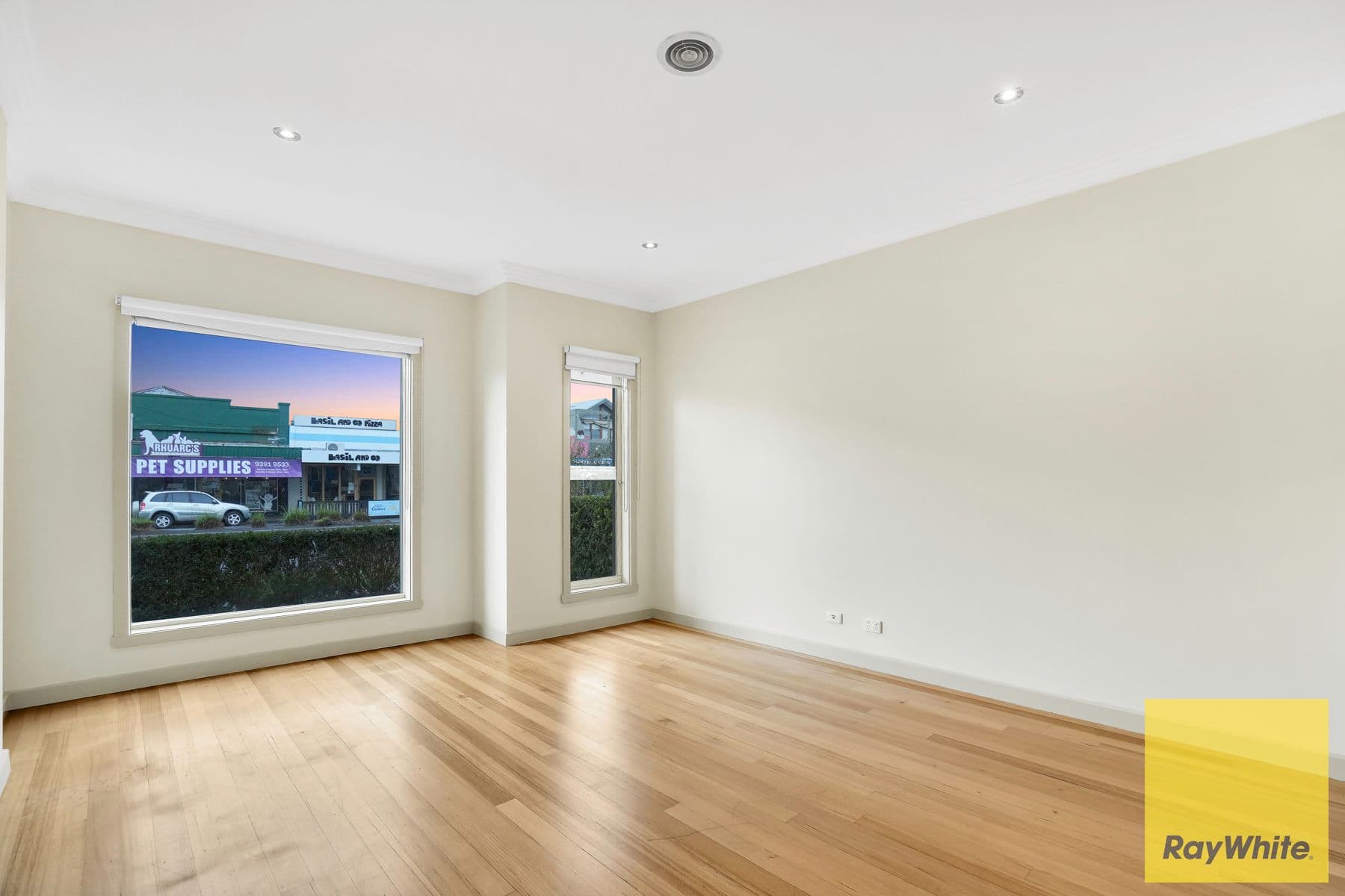 315 Melbourne Road, Newport VIC 3015, Newport - Thumbnail 4