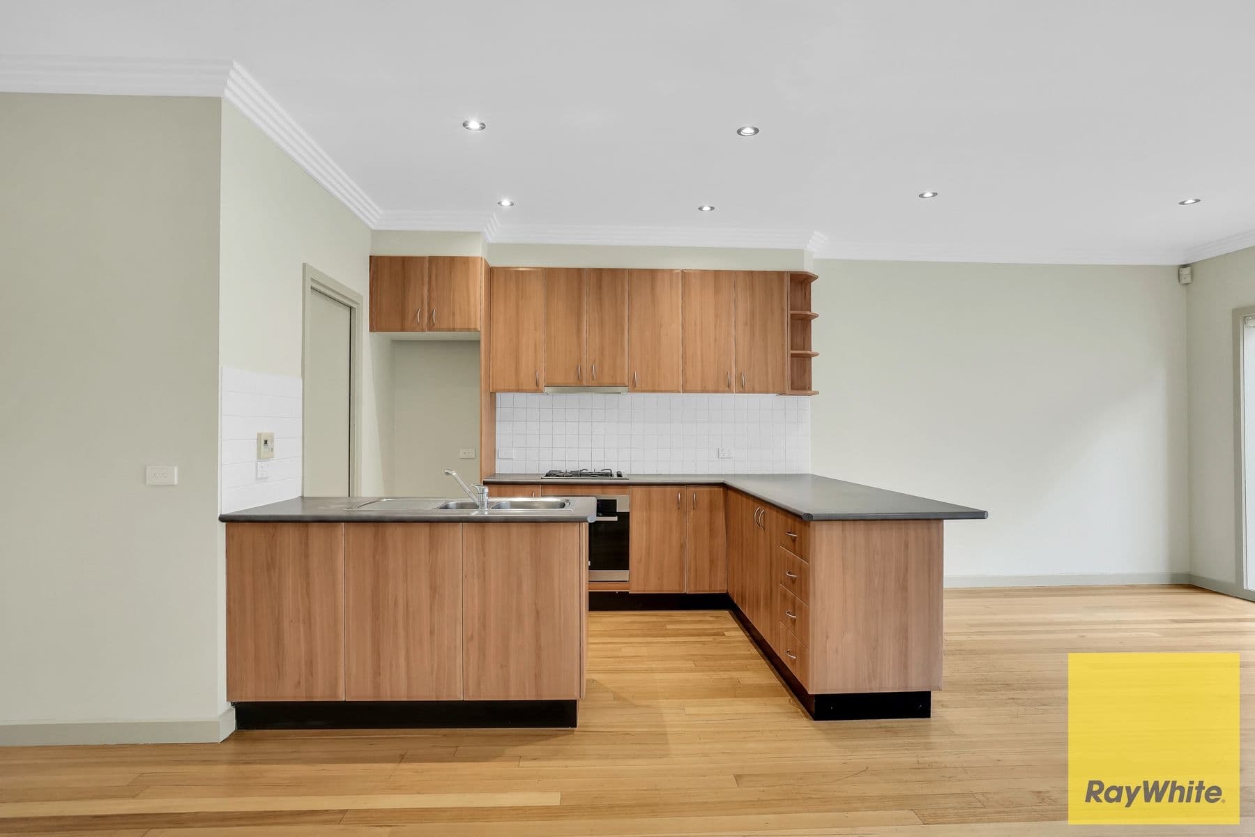 315 Melbourne Road, Newport VIC 3015, Newport - Thumbnail 6