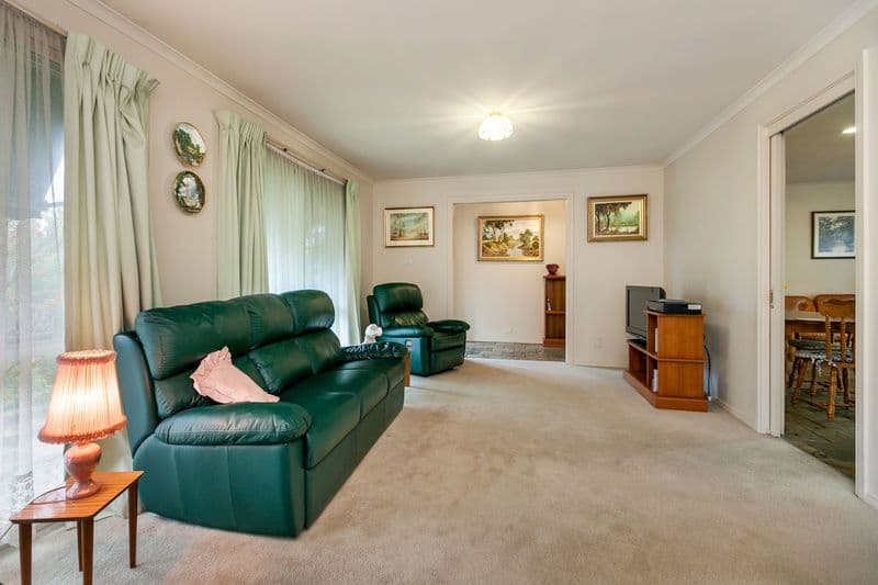 7 Campbell Road, BRIAR HILL VIC 3088, Briar Hill - Thumbnail 2