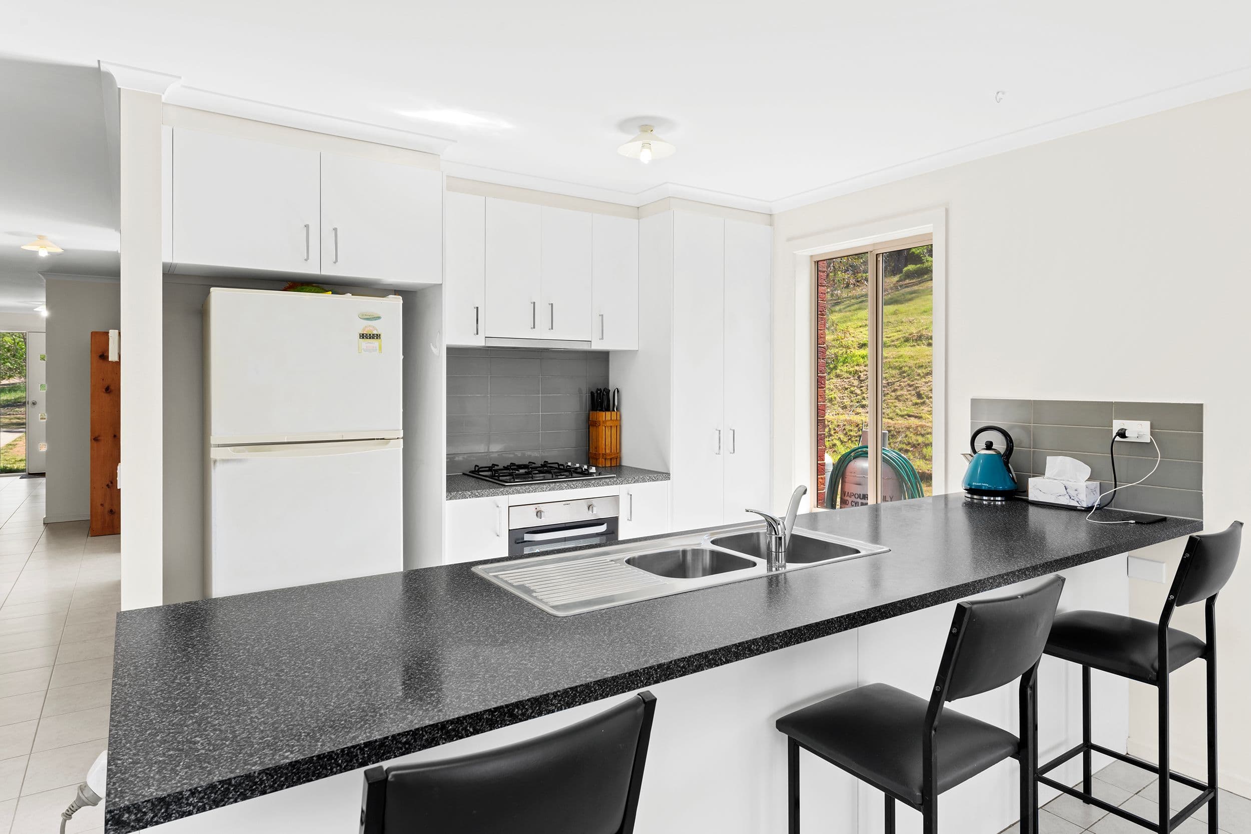 20 Warren Road, Heathcote VIC 3523, Heathcote - Thumbnail 6