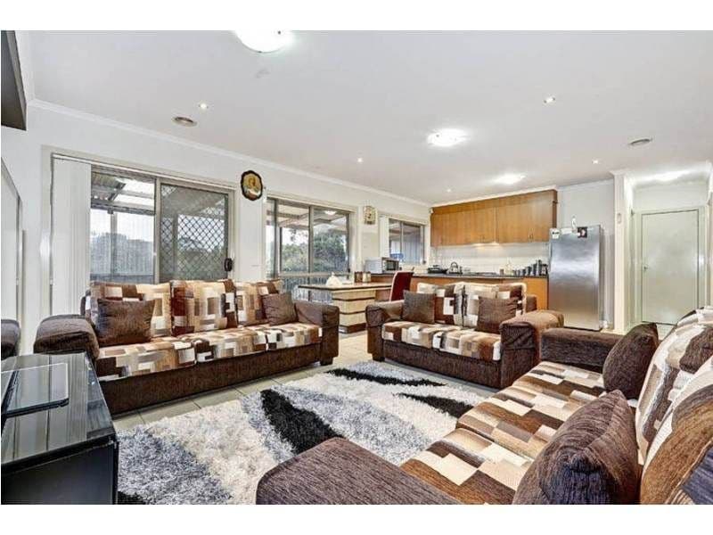 46 Axminster Drive, CRAIGIEBURN VIC 3064, Craigieburn - Thumbnail 2