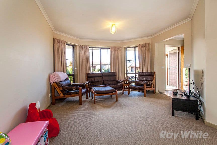 2 Aileen Court, Hallam VIC 3803, Hallam - Thumbnail 3