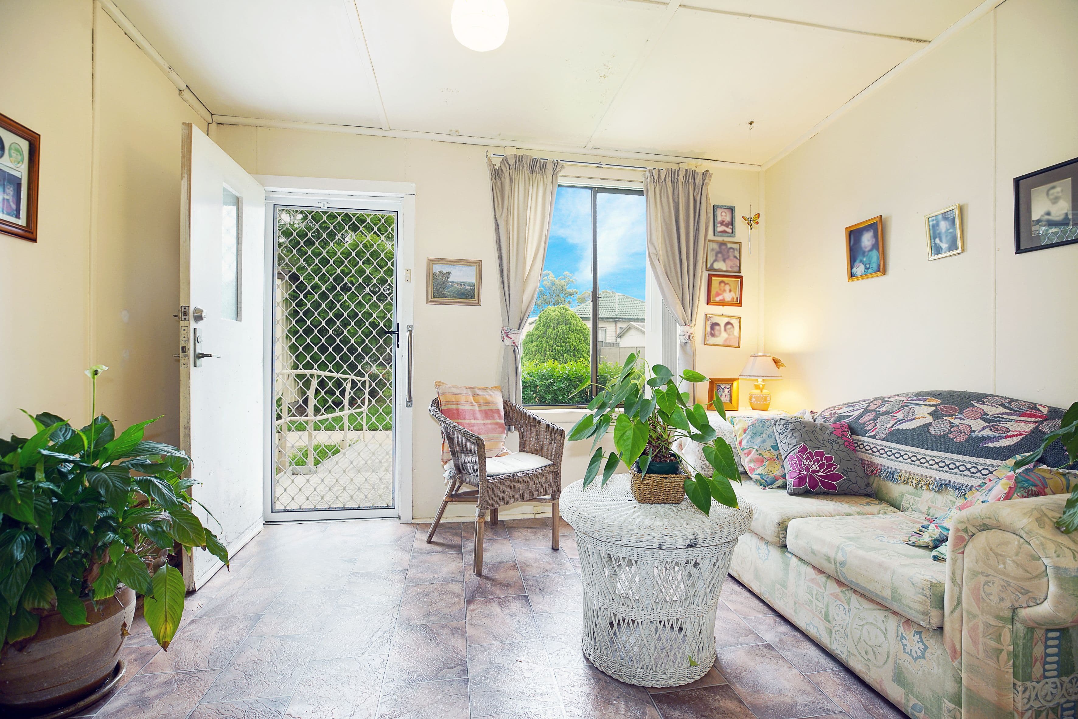 21 Worcester Road, Cambridge Park - Thumbnail 3