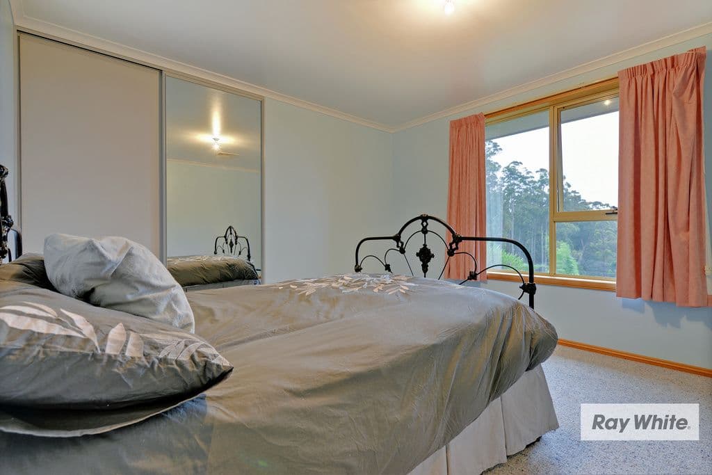 20 Crawford Road, Penguin TAS 7316, Penguin - Thumbnail 8