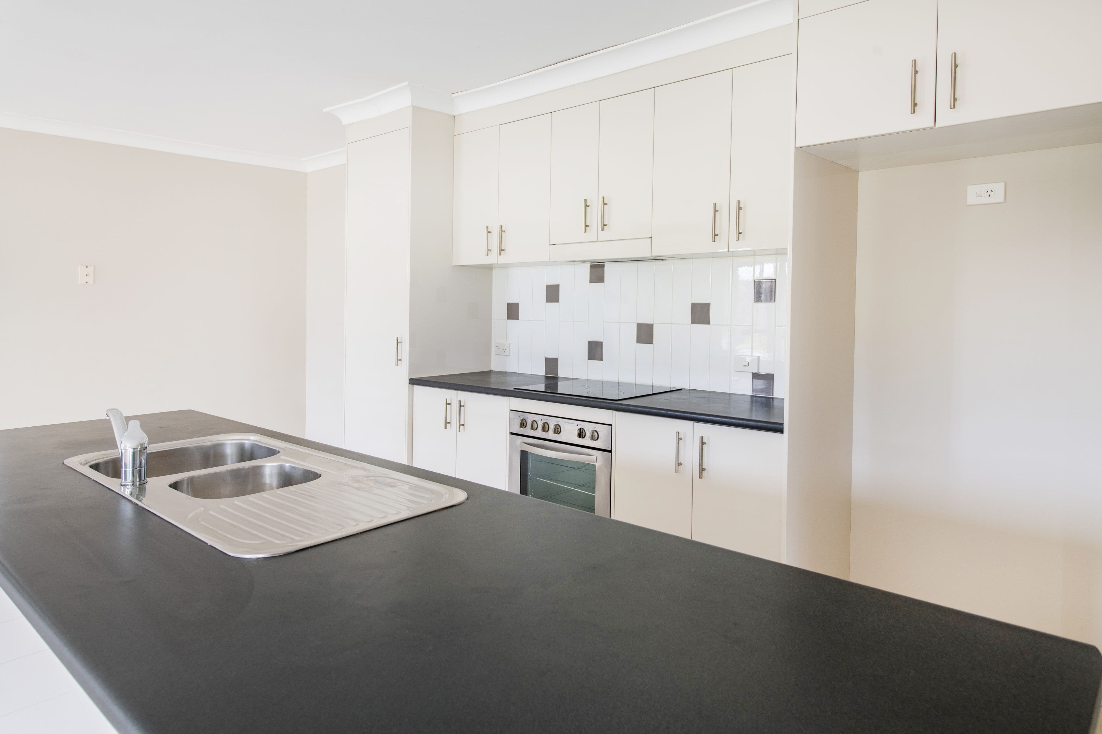 1 Waratah Court, Yamanto QLD 4305, Yamanto - Thumbnail 4
