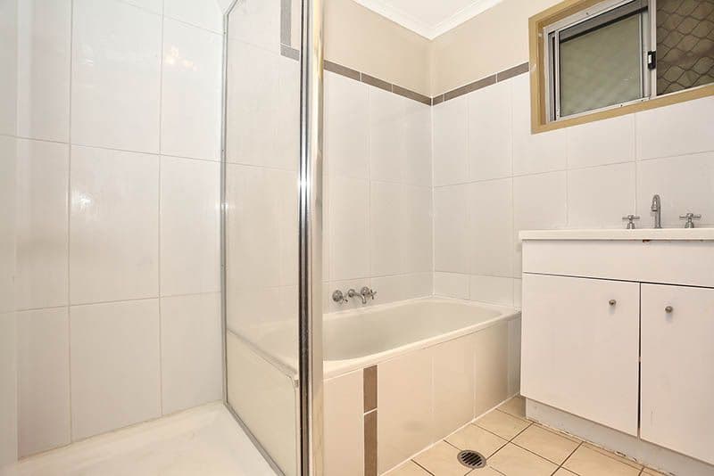 8 Bloodwood Street, Crestmead QLD 4132, Crestmead - Thumbnail 4