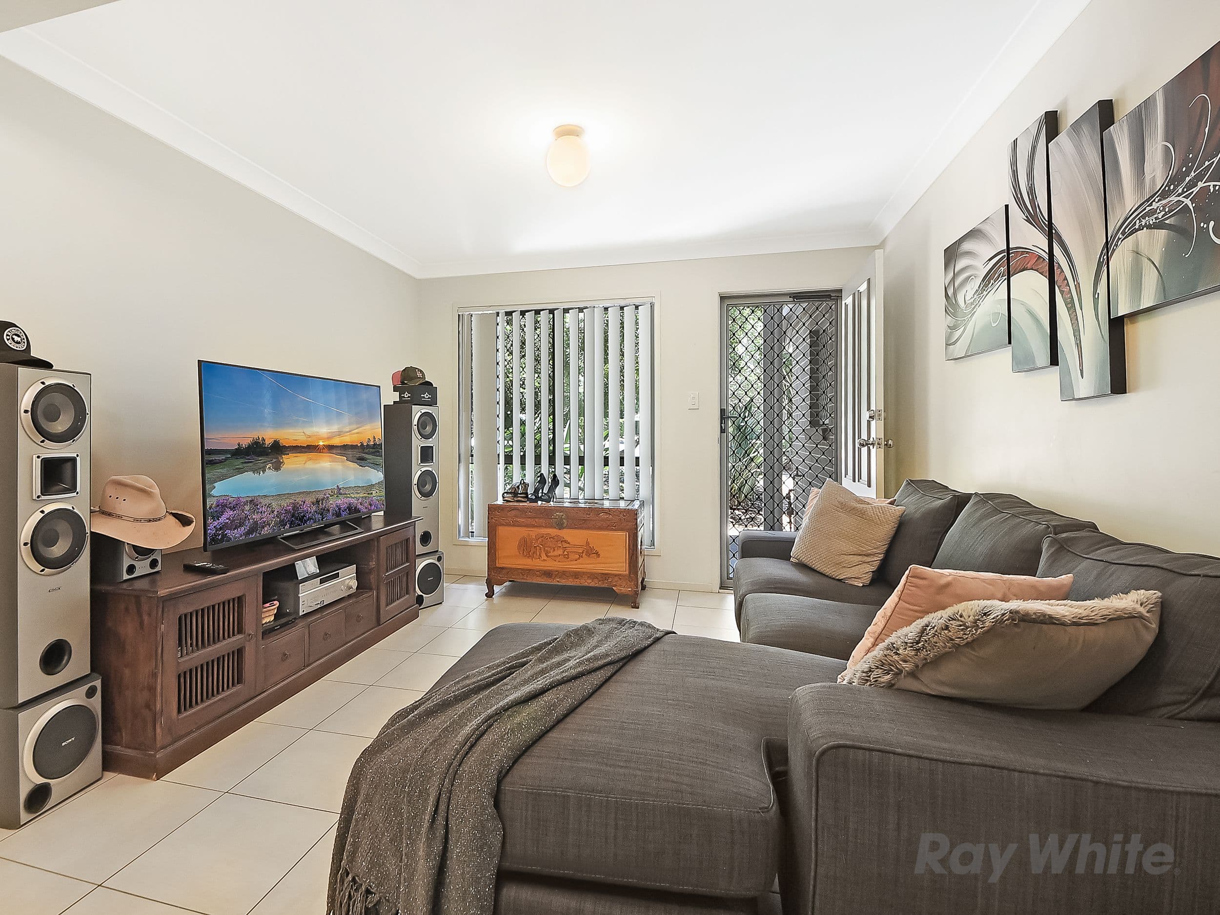 21 Emma Street, Bracken Ridge QLD 4017, Bracken Ridge - Thumbnail 2