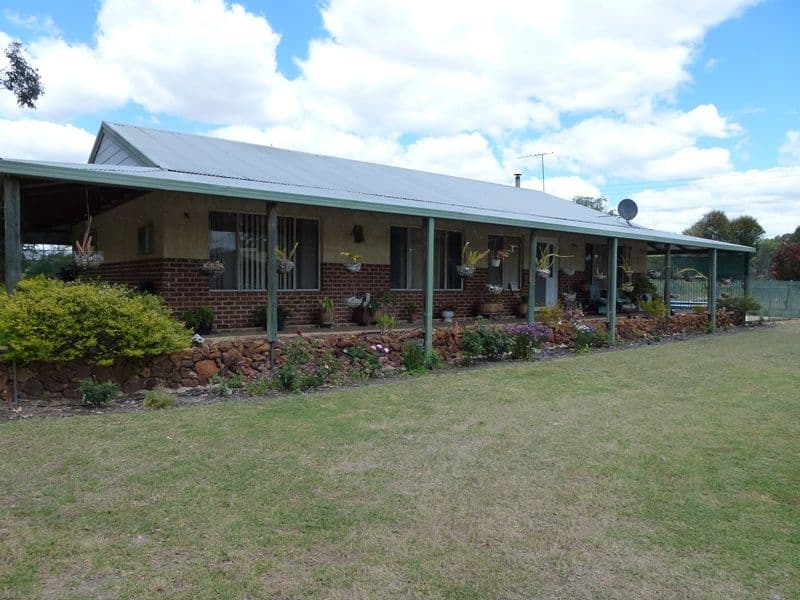 4 Deanhead Street, BULLSBROOK WA 6084, Bullsbrook - Image 1