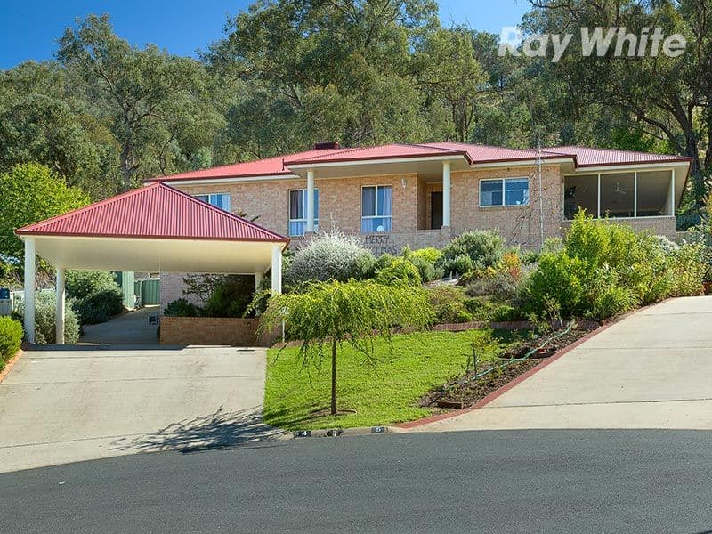 4 Blair Court, GLENROY NSW 2640, Glenroy - Image 1