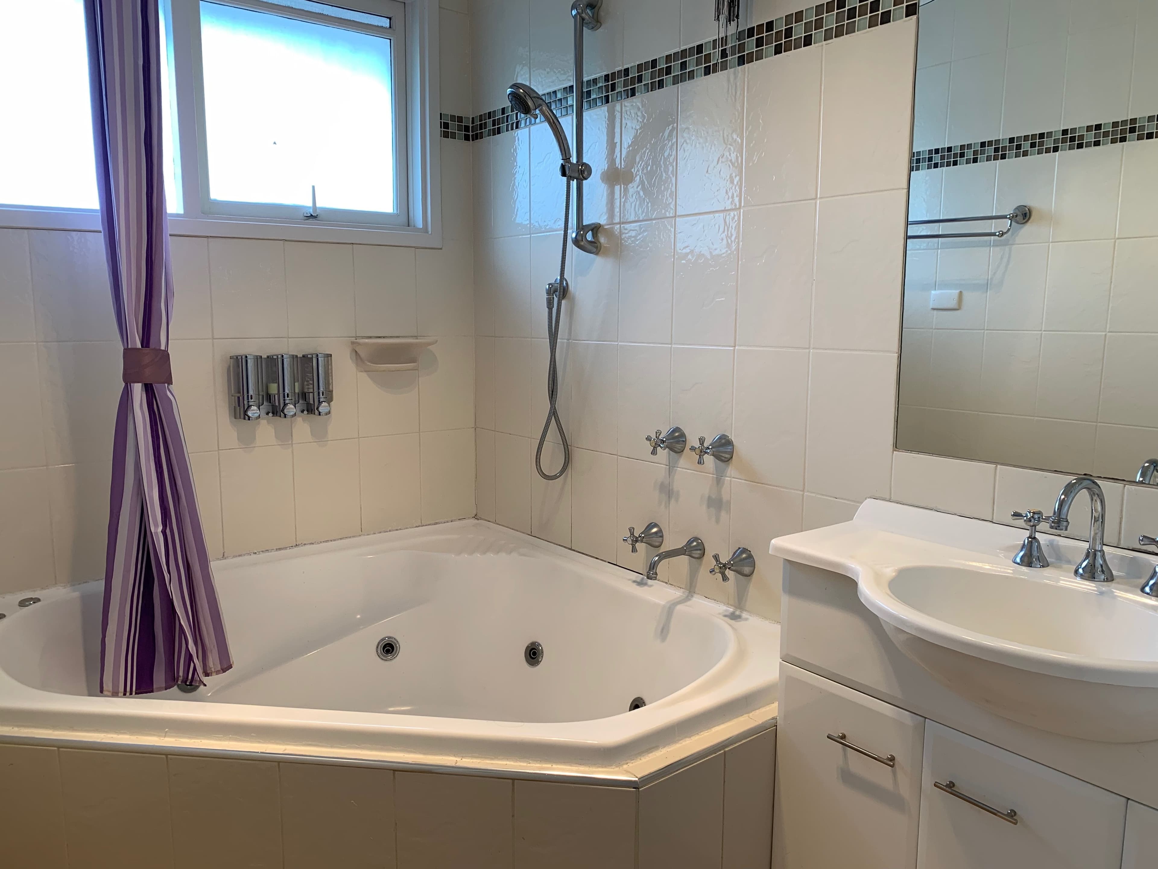 82 Dunsterville Crescent, Frankston VIC 3199, Frankston - Thumbnail 5