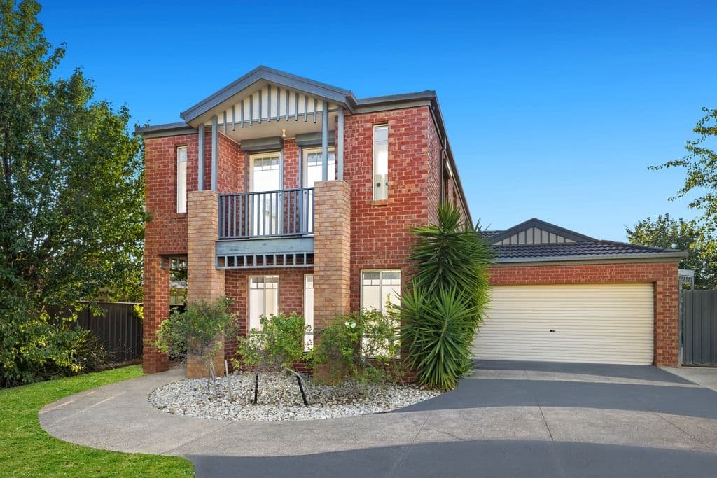 10 Eppalock Drive, MANOR LAKES VIC 3024, Manor Lakes - Image 1