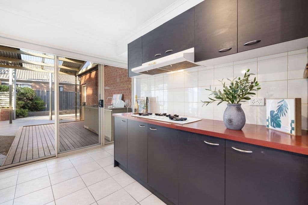 10 Eppalock Drive, MANOR LAKES VIC 3024, Manor Lakes - Thumbnail 6