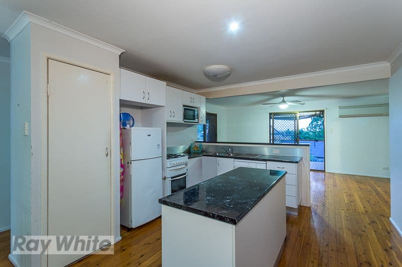 24 Vine Street, Redland Bay QLD 4165, Redland Bay - Thumbnail 3