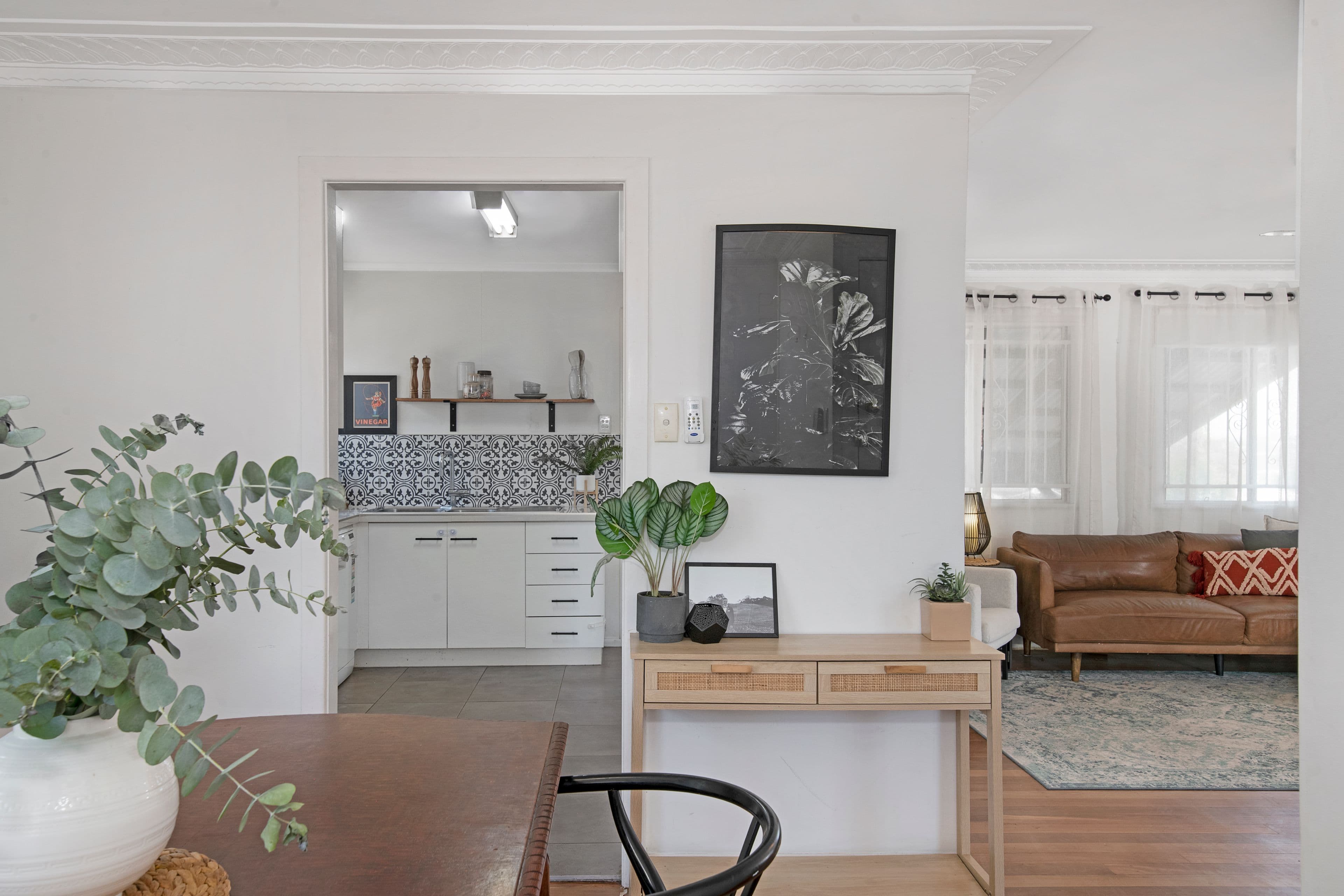 4 Hillgrove Street, Upper Mount Gravatt QLD 4122, Upper Mount Gravatt - Image 1