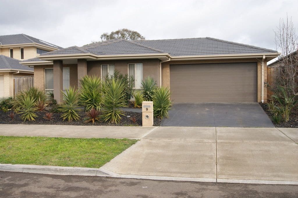 9 Laurimar Blvrd, Doreen VIC 3754, Doreen - Image 1