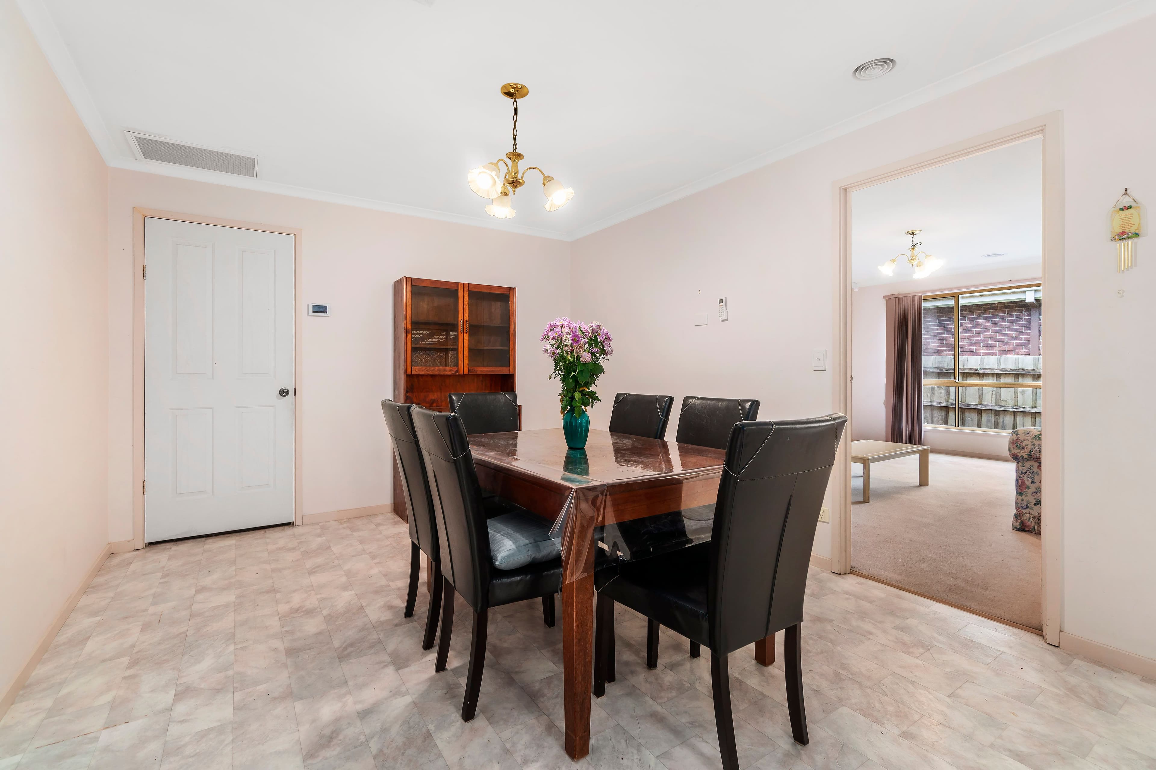 52 Valleyview Drive, Rowville VIC 3178, Rowville - Thumbnail 2