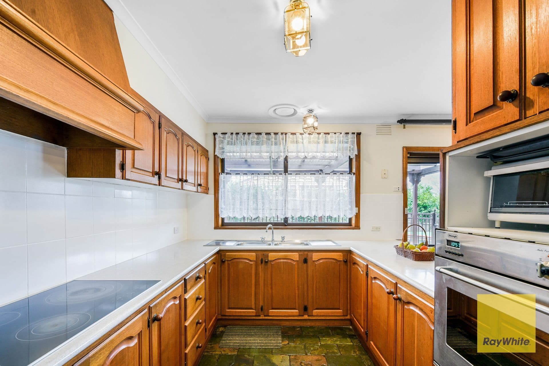54 Joseph Banks Crescent, Endeavour Hills VIC 3802, Endeavour Hills - Thumbnail 7