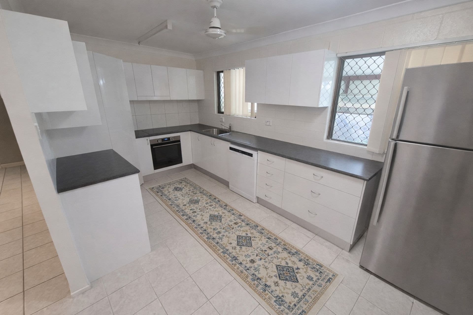 134 Framara Drive North, Kelso, QLD, 4815, Kelso - Thumbnail 2