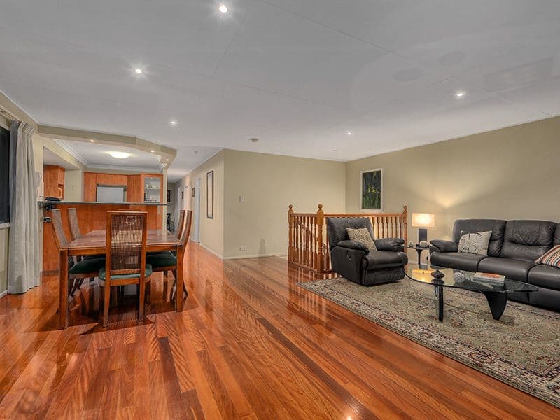 18 City View Road, CAMP HILL QLD 4152, Camp Hill - Thumbnail 2