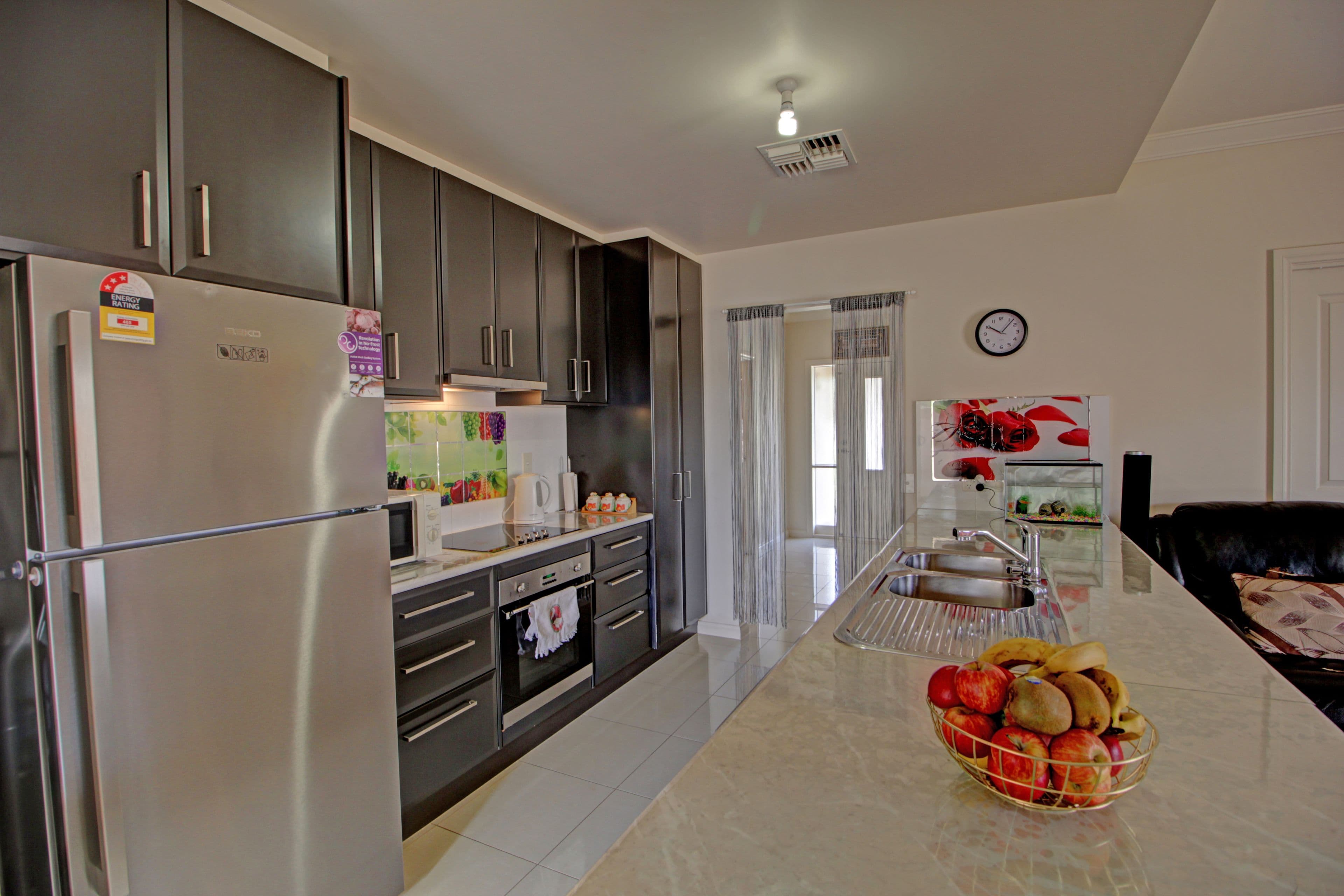 10 Hisgrove Road, Renmark SA 5341, Renmark - Thumbnail 2