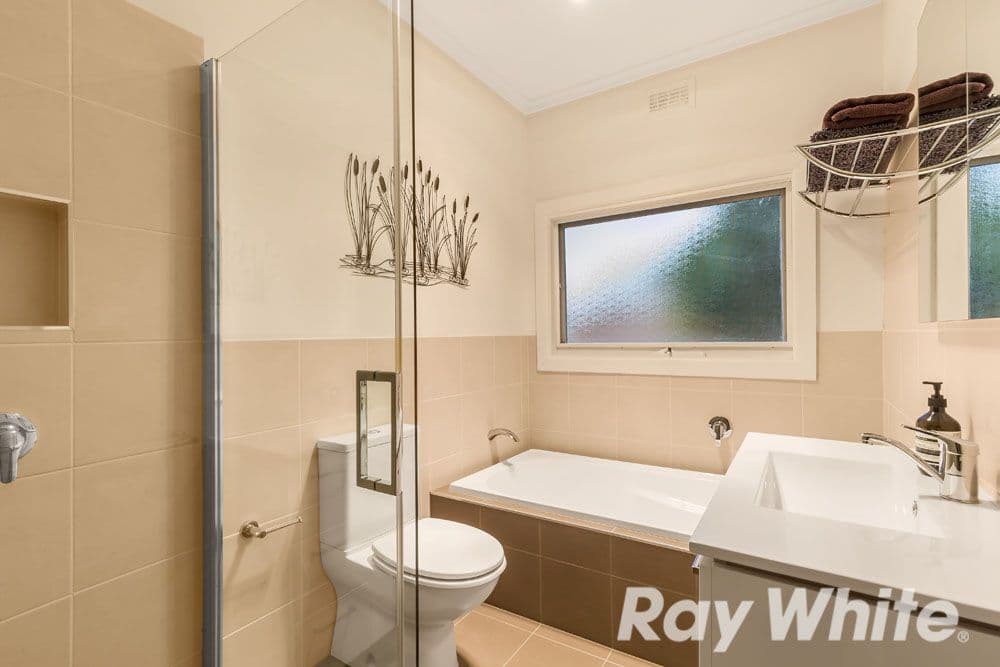1 Peace Street, Box Hill South VIC 3128, Box Hill South - Thumbnail 6