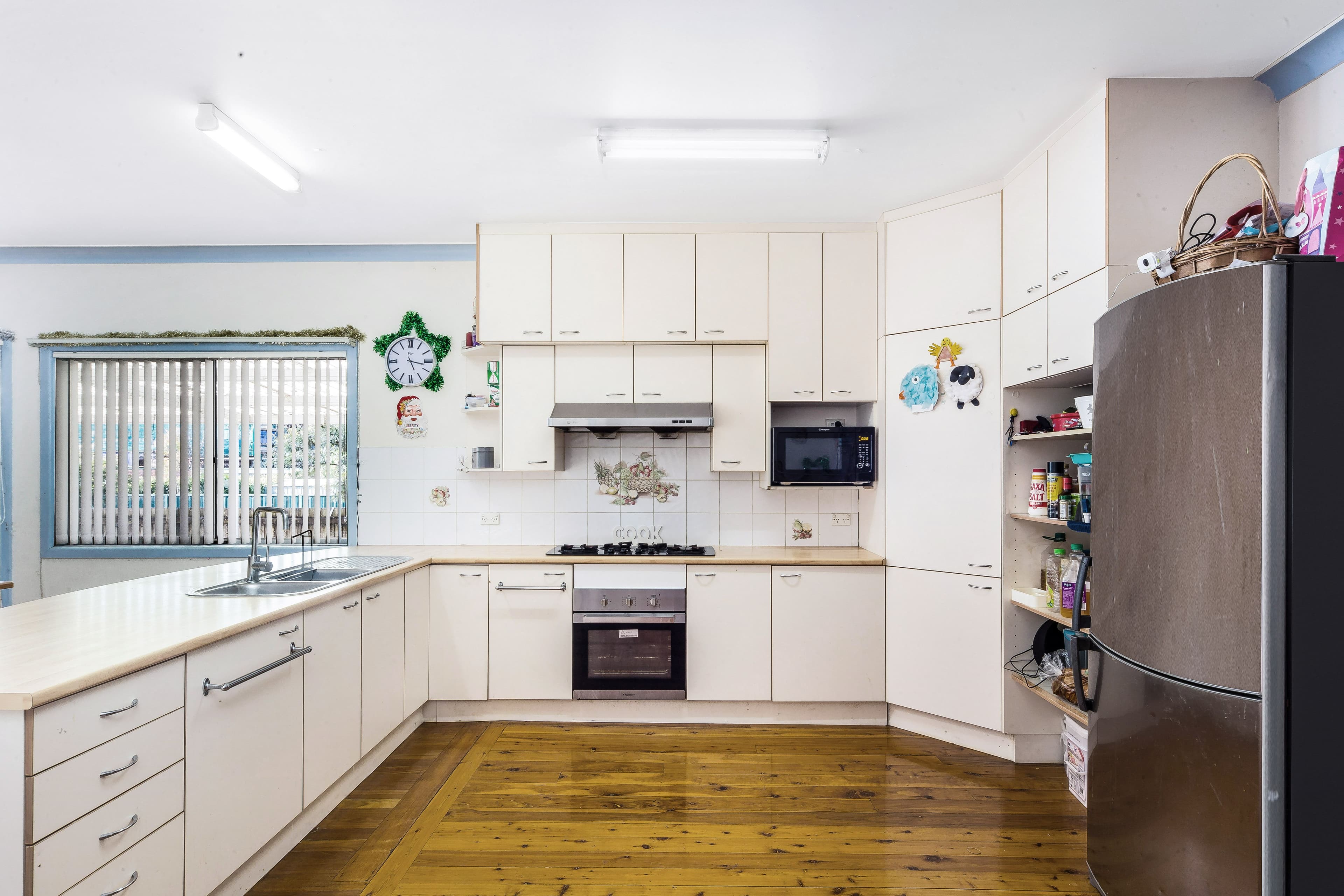19 Mazarin Street, Riverwood NSW 2210, Riverwood - Thumbnail 2