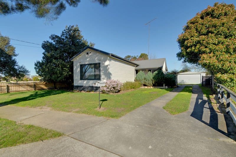 6 Williams Court, TRARALGON VIC 3844, Traralgon - Thumbnail 2