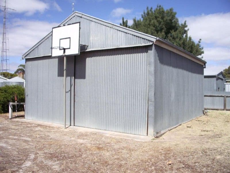 7 Cannawigara Road, BORDERTOWN SA 5268, Bordertown - Thumbnail 4