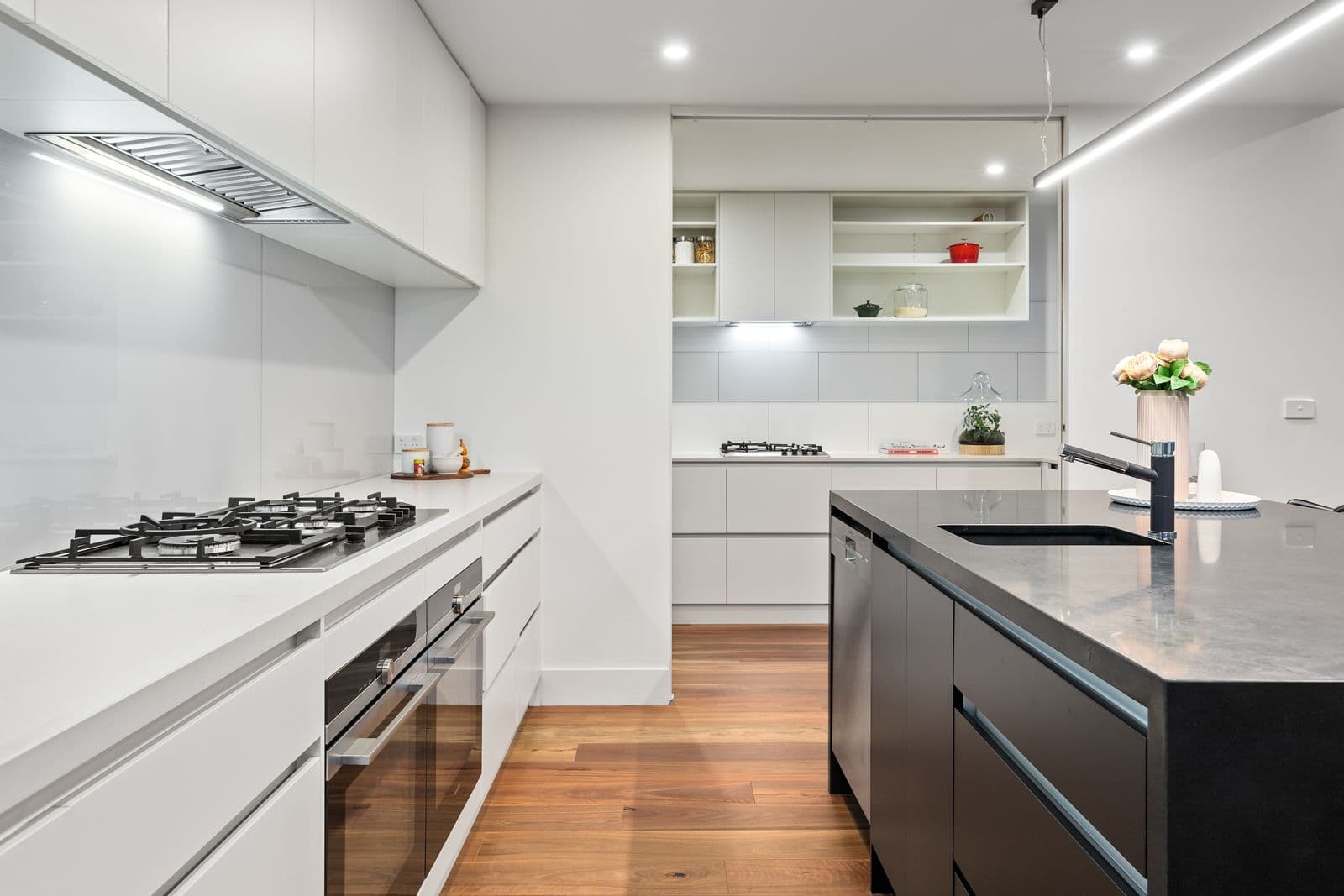 5B Walter Street, Glen Waverley VIC 3150, Glen Waverley - Thumbnail 3