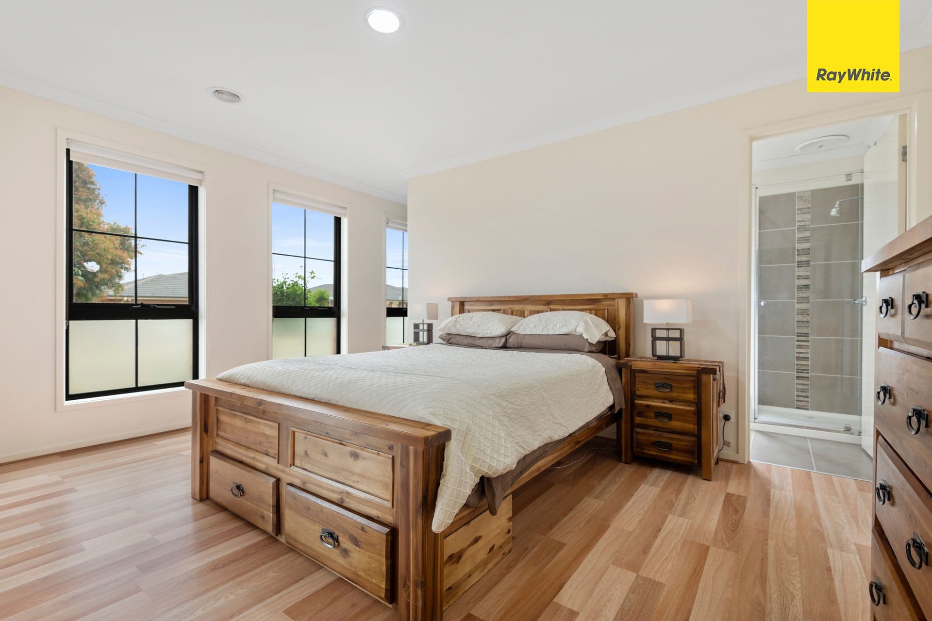 34 Oakpark Drive, HARKNESS VIC 3337, Harkness - Thumbnail 3