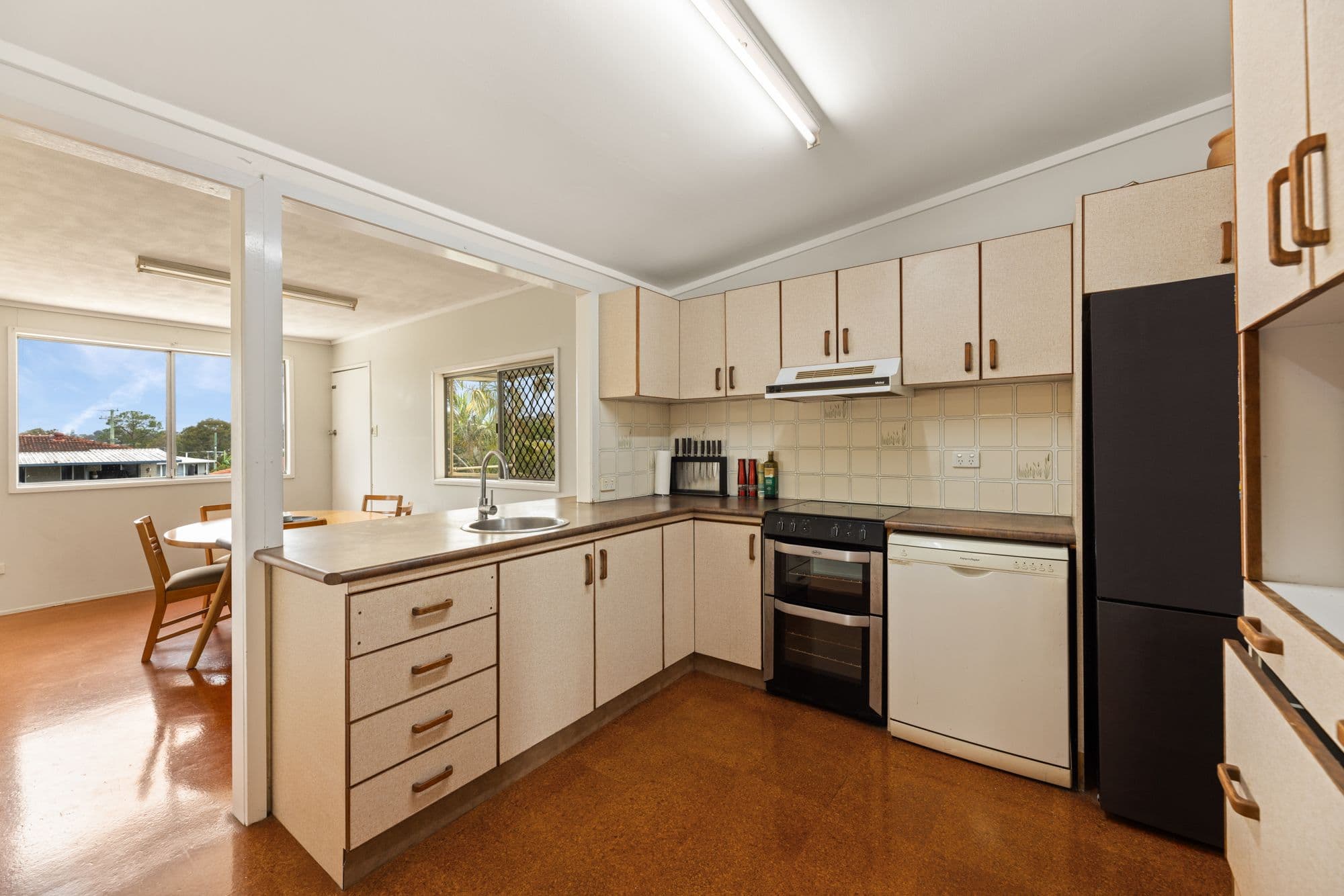 42 Leona Street, Boondall QLD 4034, Boondall - Thumbnail 5