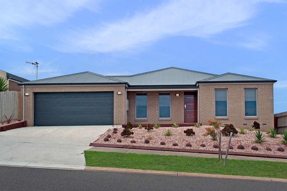 17 Adriana Crescent, Warrnambool VIC 3280, Warrnambool - Image 1