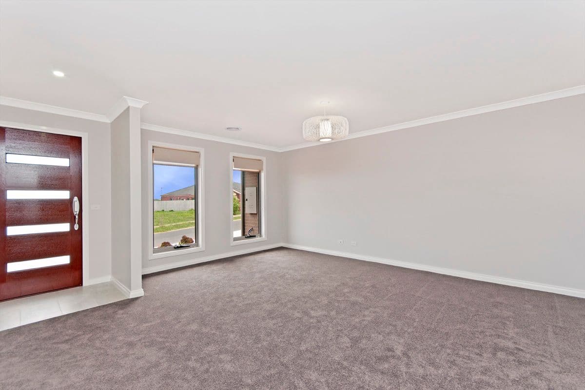 17 Adriana Crescent, Warrnambool VIC 3280, Warrnambool - Thumbnail 4
