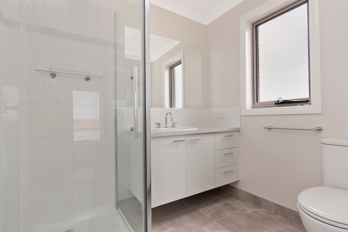 17 Adriana Crescent, Warrnambool VIC 3280, Warrnambool - Thumbnail 7