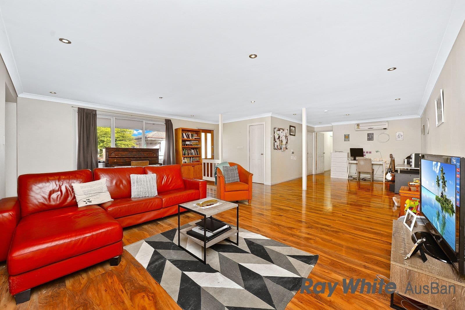99 Harrow Road, Glenfield - Thumbnail 2