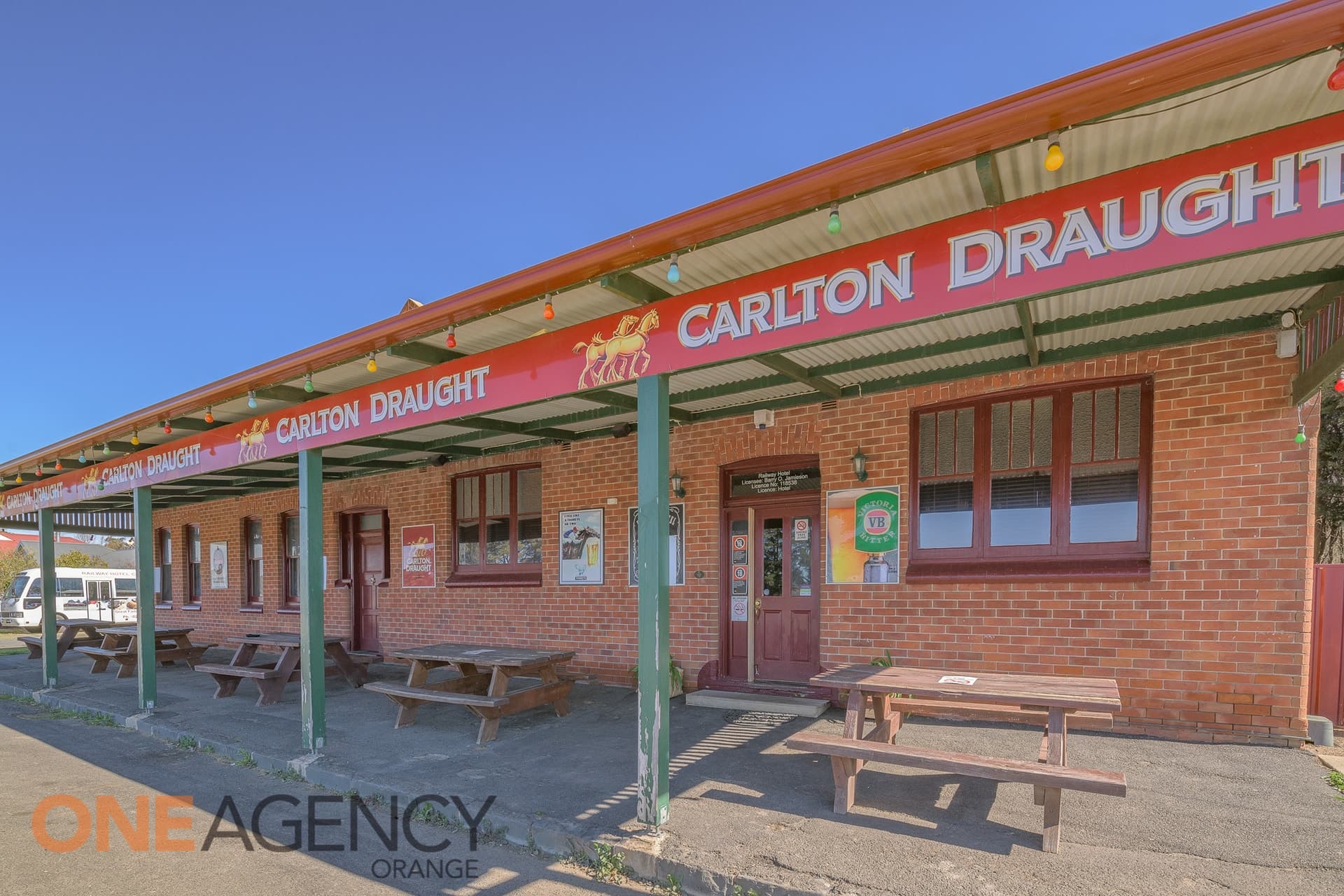19 Spring Street, Spring Hill, Spring Hill - Thumbnail 2