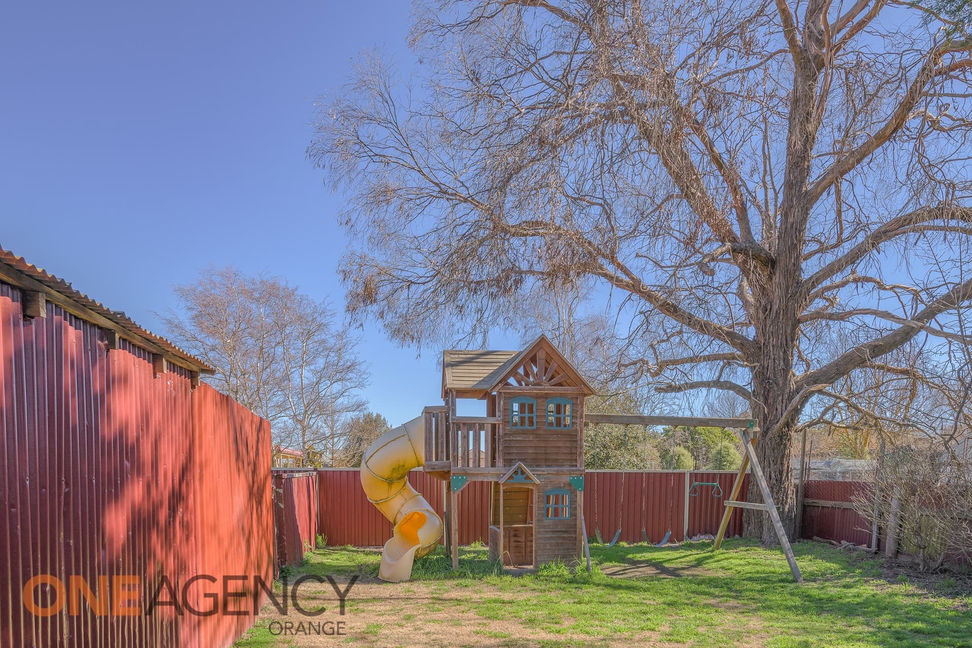 19 Spring Street, Spring Hill, Spring Hill - Thumbnail 8