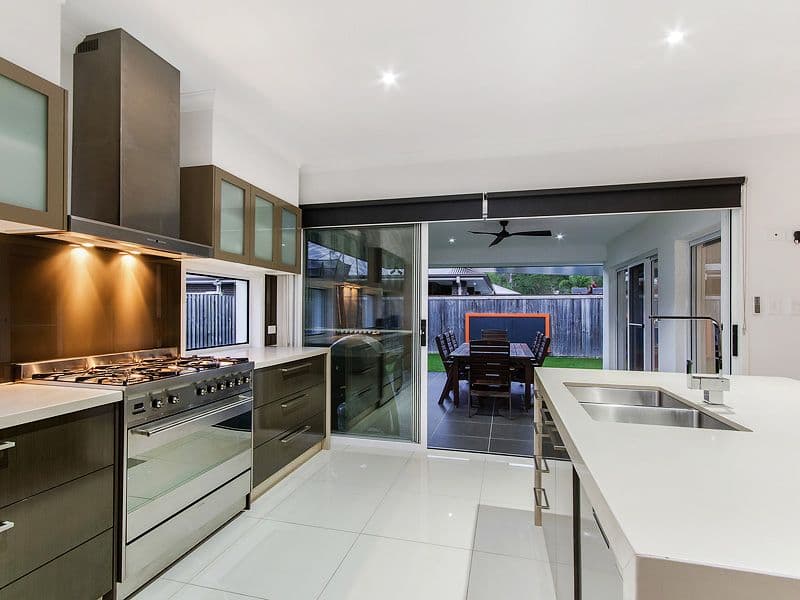 10 Trail Side Court, Upper Coomera QLD 4209, Upper Coomera - Thumbnail 2
