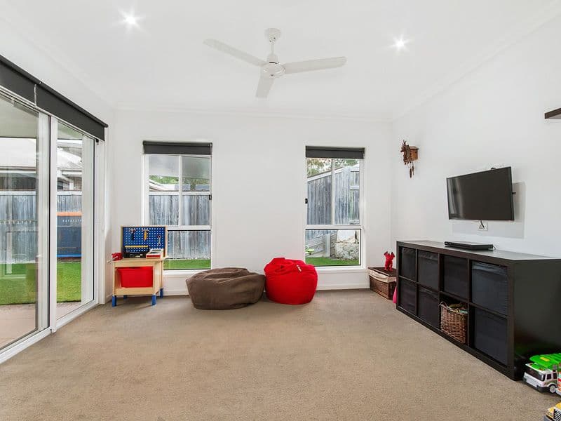 10 Trail Side Court, Upper Coomera QLD 4209, Upper Coomera - Thumbnail 8
