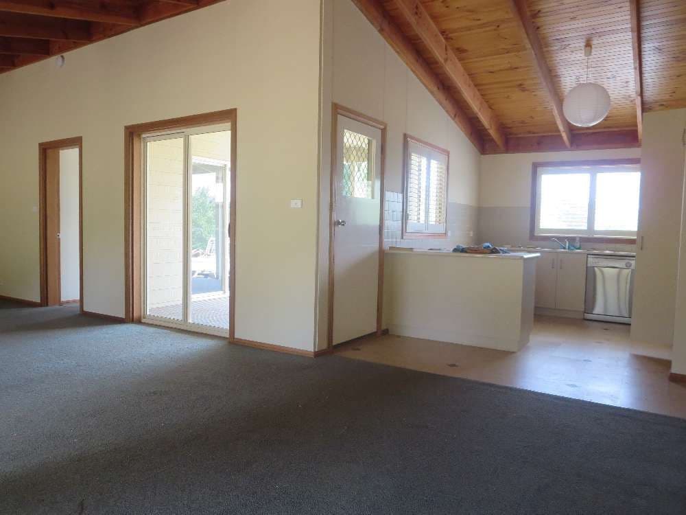 4 Mahon Place, Khancoban - Thumbnail 2