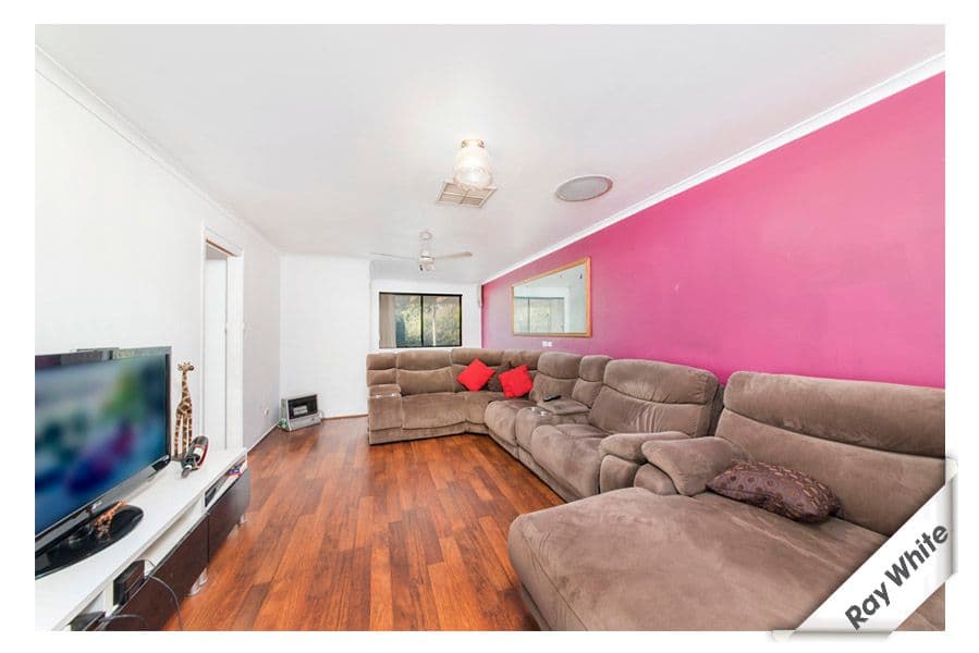 1 Cathcart Close, CHISHOLM ACT 2905, Chisholm - Thumbnail 3