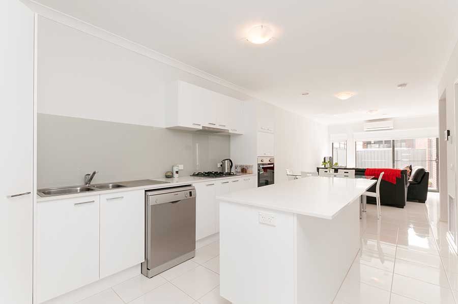 21 Groveton Street, Craigieburn VIC 3064, Craigieburn - Thumbnail 2