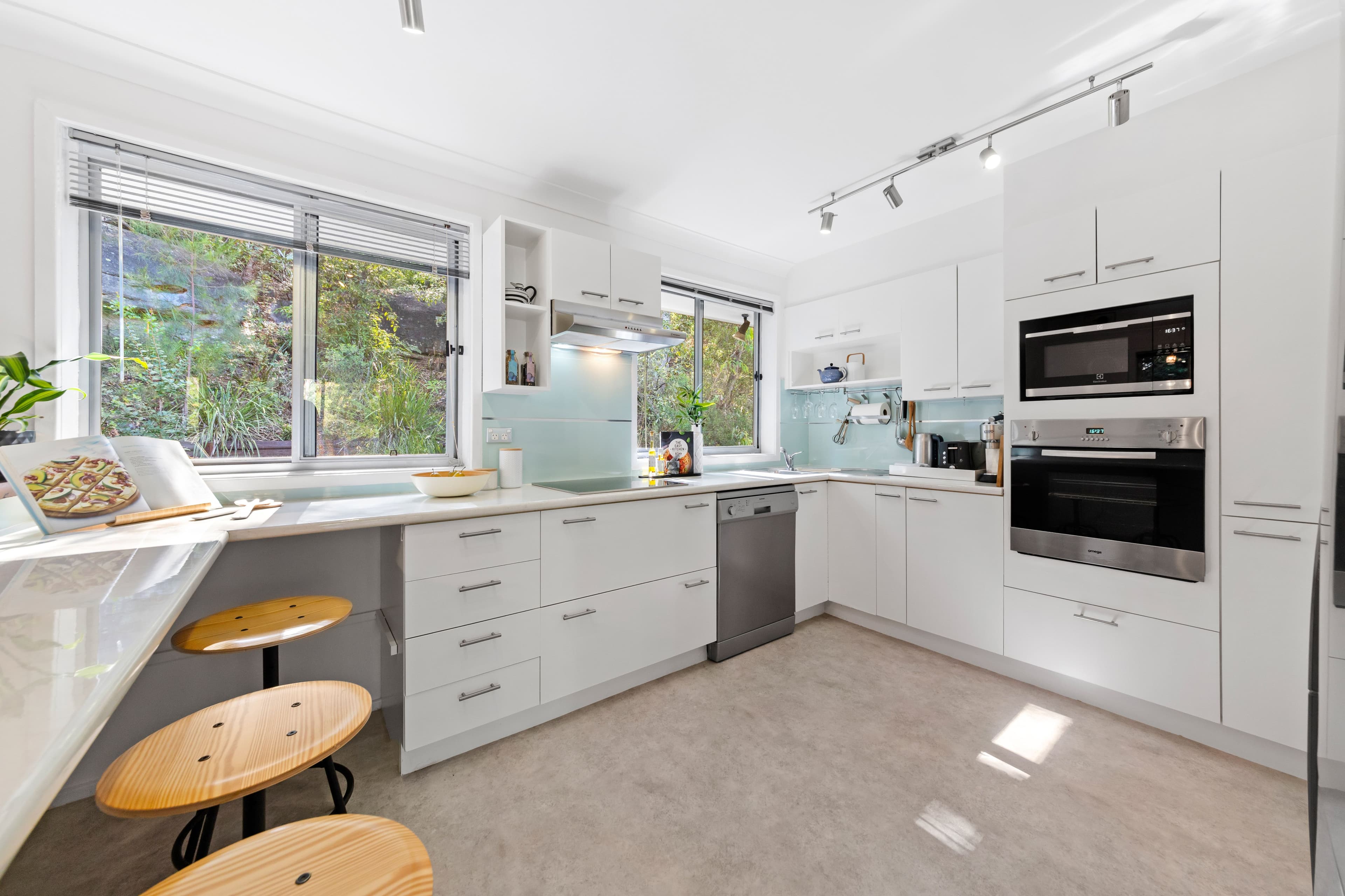 59 Wareemba Avenue, Thornleigh NSW 2120, Thornleigh - Thumbnail 3